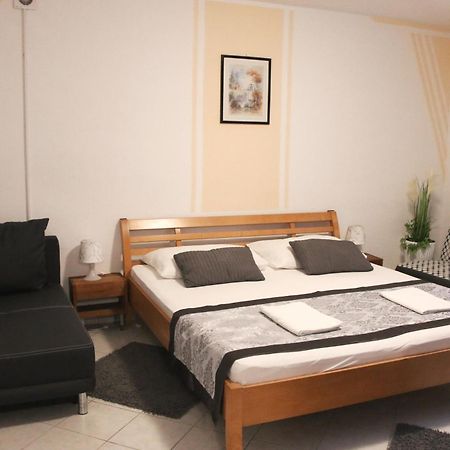 Apartments Gavric Трогір Екстер'єр фото