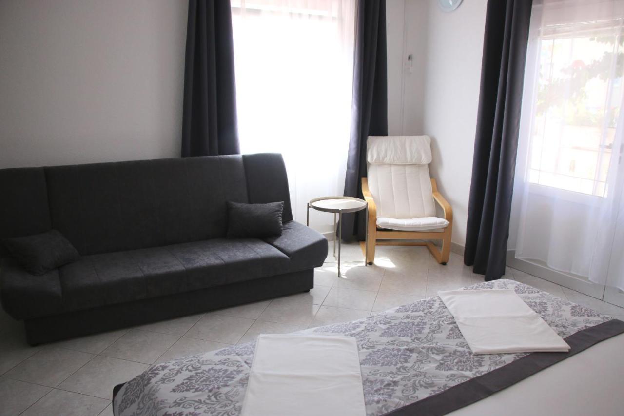 Apartments Gavric Трогір Екстер'єр фото