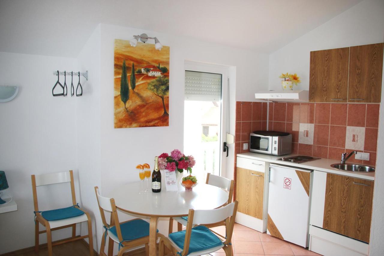 Apartments Gavric Трогір Екстер'єр фото