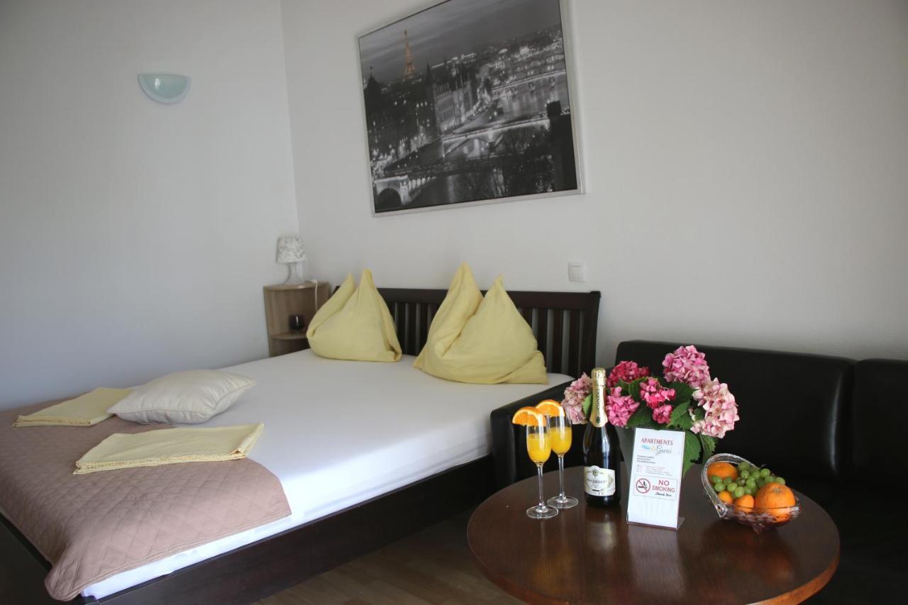 Apartments Gavric Трогір Екстер'єр фото